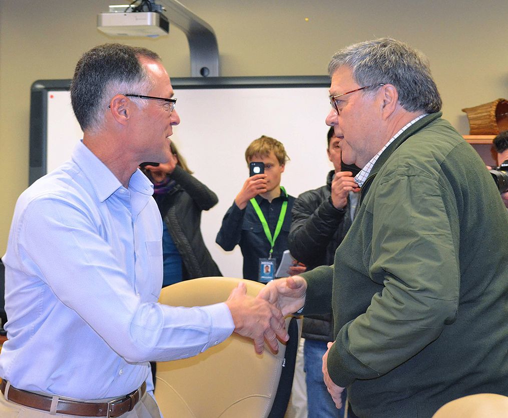 William Bar shakes hands